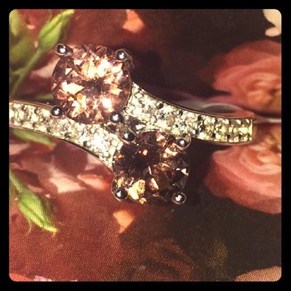 MINED TRUE COLOR SHIFT HOT PINK GARNETS - Picture 7 of 8